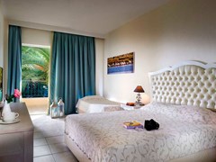 Portes Beach Hotel: Standard Room - photo 30
