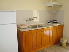 Filoxenia Hotel Apartments (Neoi Poroi): Kitchen - photo 9