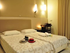 Louloudis Boutique Hotel & Spa: Double Room - photo 10