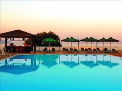 Corfu Dassia Chandris & Spa Hotel: Pool - photo 3