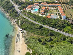 Aristoteles Beach Hotel : Aristoteles Beach Hotel airview - photo 4