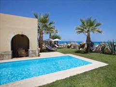 Aquila Rithymna Beach Hotel: Private pool in villa - photo 27