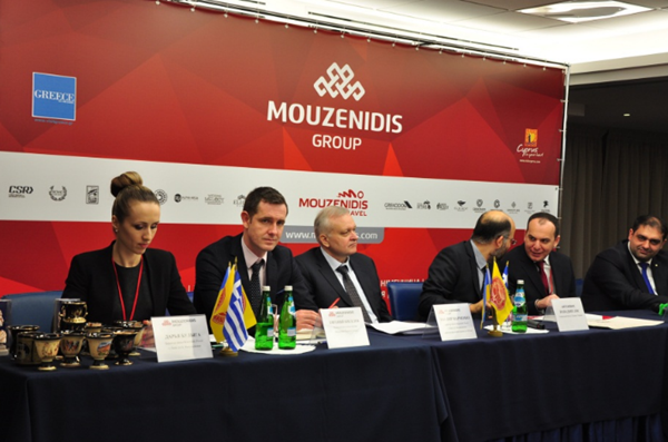 Mouzenidis Group запустил лето на бизнес-форуме в Киеве!
