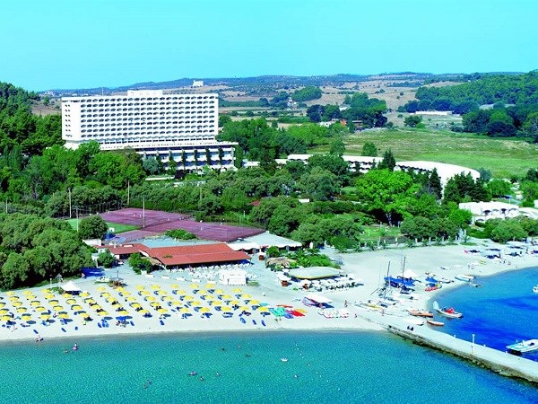 Акция «Отель дня»: скидка до 25% на отдых в отеле Athos Palace Hotel 4*