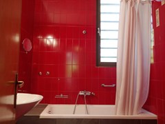 6 bedroom Villa  in Nikiti  RE0272 - photo 13