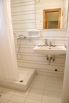 6 bedroom Villa  in Nikiti  RE0272 - photo 18