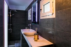 3 bedroom Villa  in Polichrono  RE0612 - photo 10